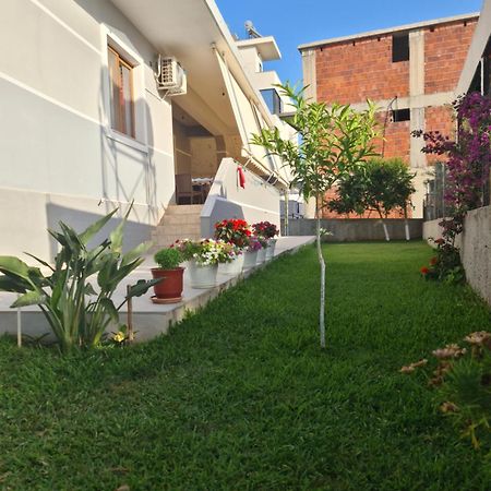 Dema Guesthouse Ksamil Ngoại thất bức ảnh